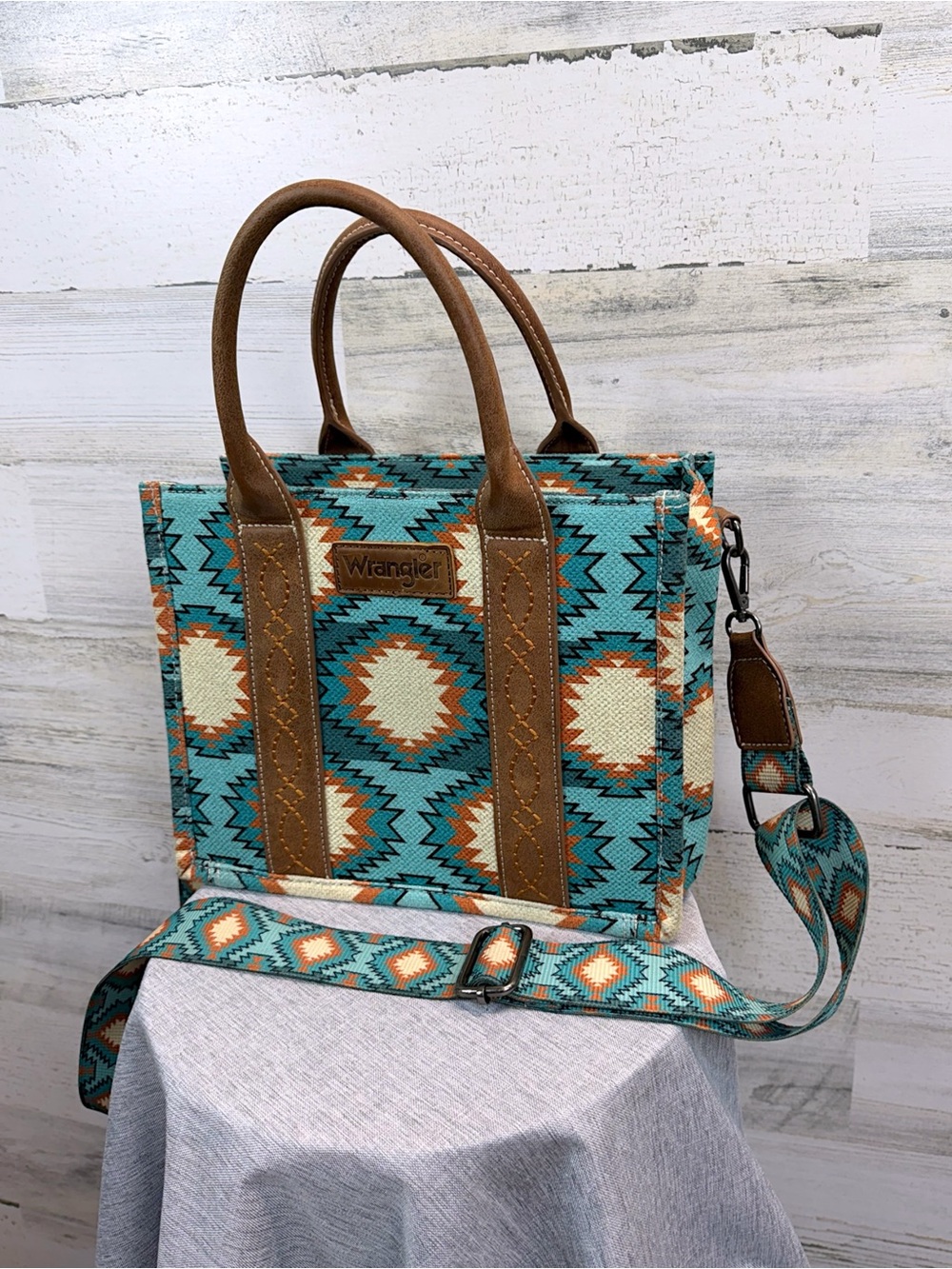Wrangler Southwestern Aztec Canvas Tote Crossbody Bag Turquoise Western Chic - Picture 3 of 14